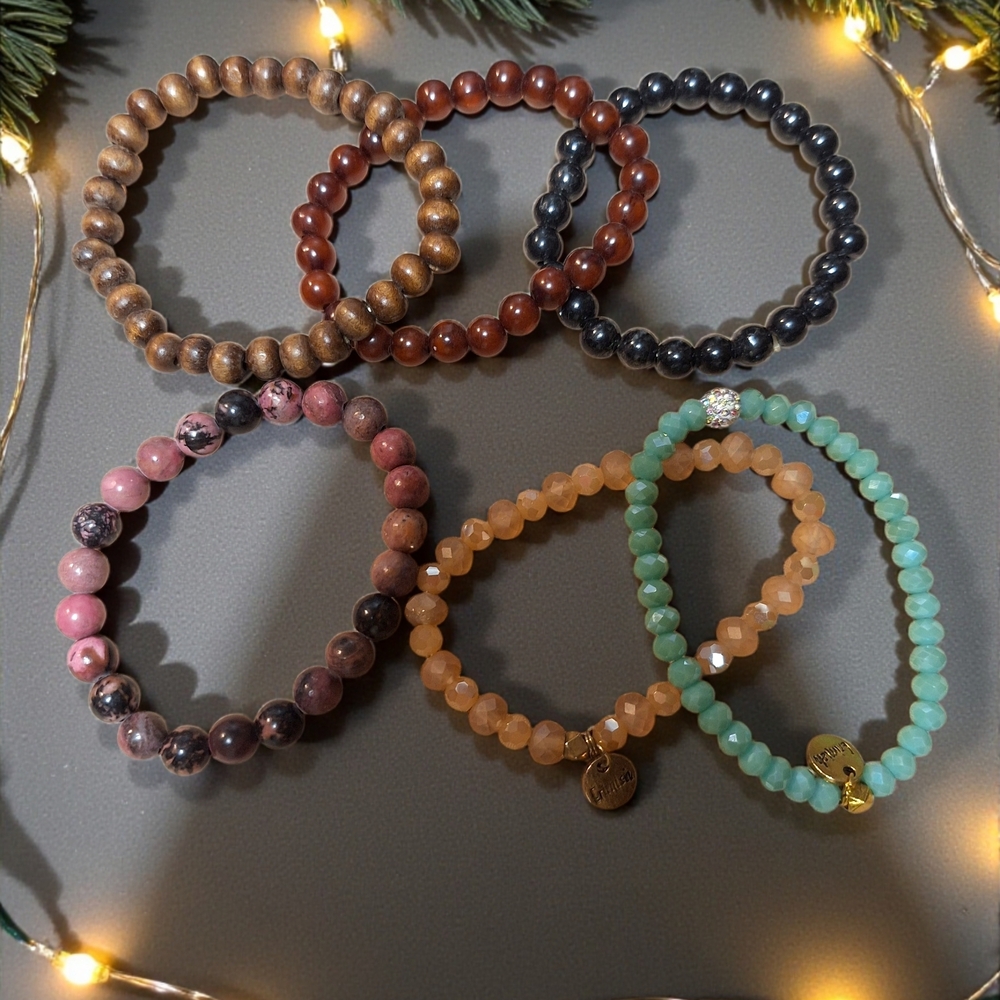 Colorful Beaded Bracelets Set - Picture 2 of 3